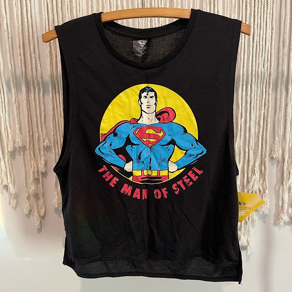NEW DC Comics Superman T-Shirt Size M